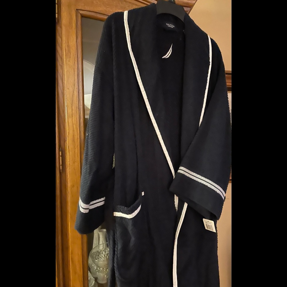 Nautica Men’s Robe